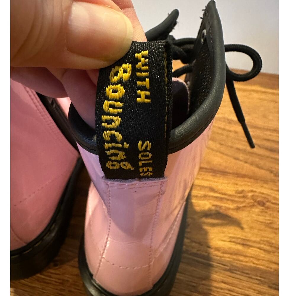 Dr. Martens 1460 Women’s Pink Patent Combat Boots Size 6 Side Zip Glossy Lace Up - Picture 8 of 8